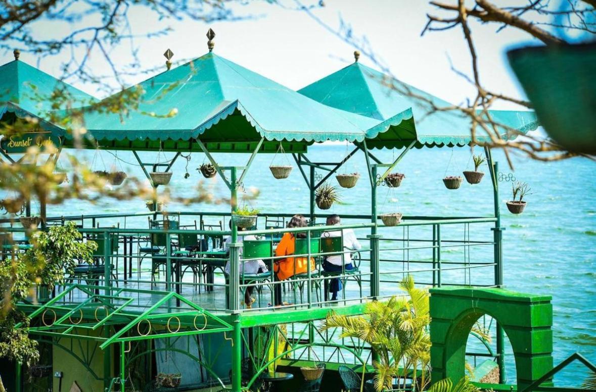 Country Lake Resort Garuga Энтеббе Экстерьер фото