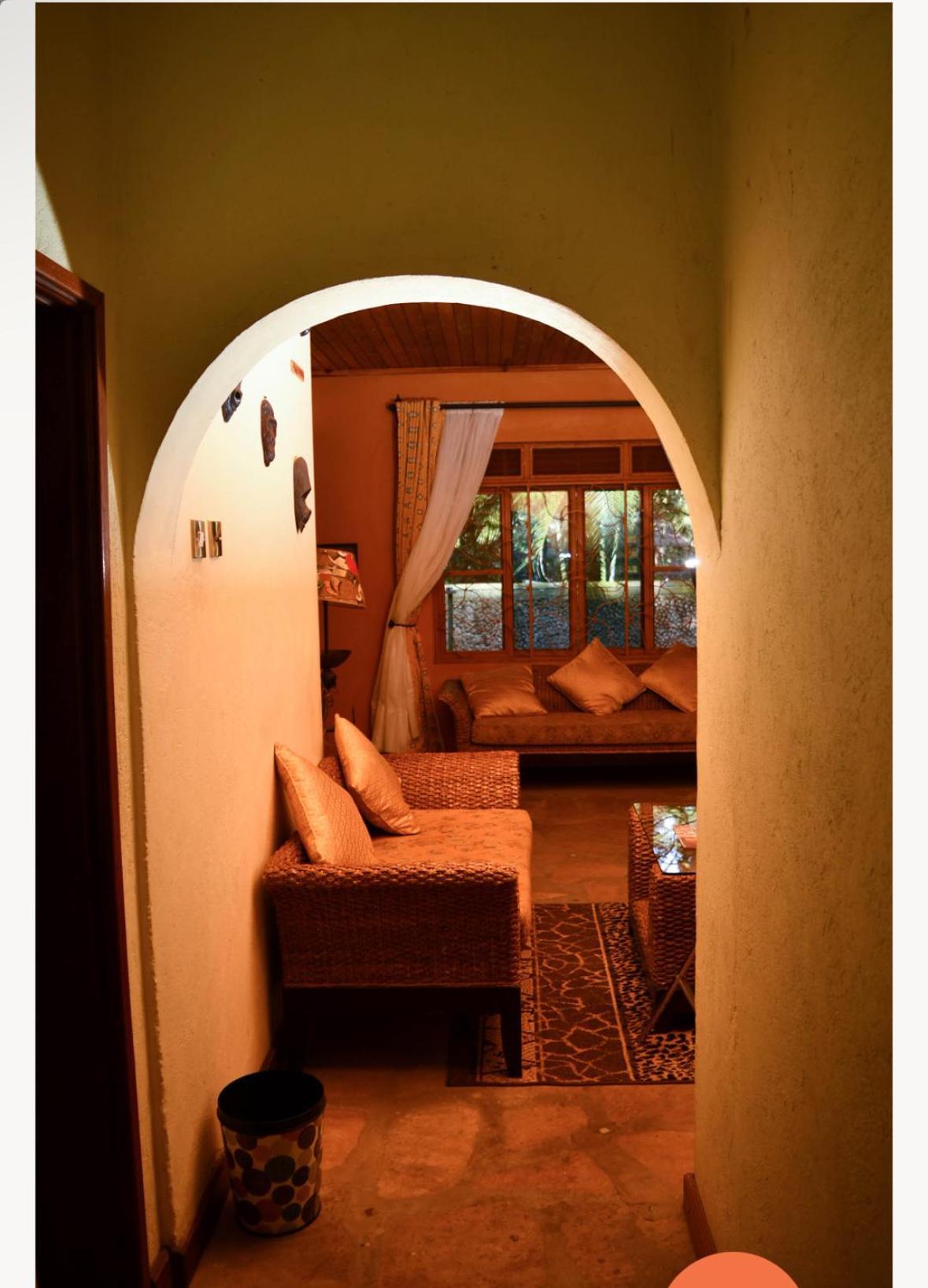 Country Lake Resort Garuga Энтеббе Экстерьер фото